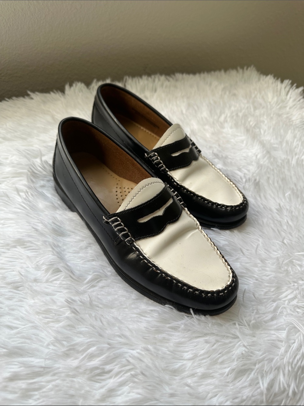 Classic Two-Tone Black and Cream women’s Penny Loafers